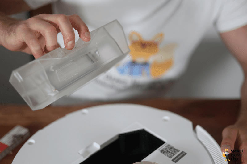 Мобильный пылесборник Dreame L20 Ultra снят.